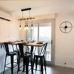 Expat Renting - Les Oustalous - Piscine - Parking