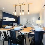 Expat Renting - Les Oustalous - Piscine - Parking