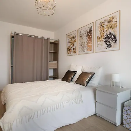 Expat Renting - Les Oustalous - Piscine - Parking