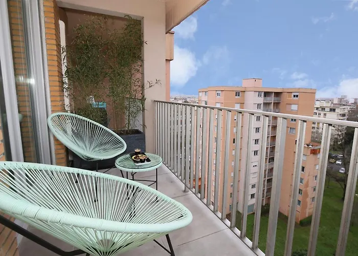 Expat Renting - Les Oustalous - Piscine - Parking