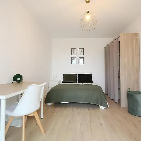 Expat Renting - Les Oustalous - Piscine - Parking